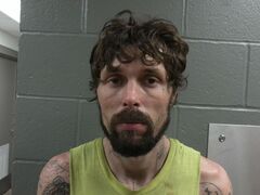 Mugshot of BURTON, BEAU